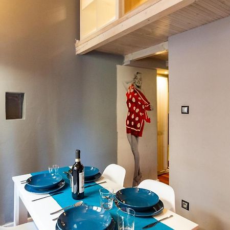 Lilly Apartment Main Train Station Old Town By The Castle Suites Krasków Exterior foto