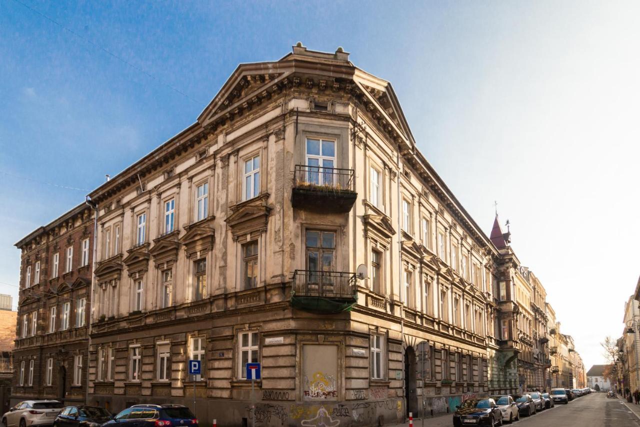 Lilly Apartment Main Train Station Old Town By The Castle Suites Krasków Exterior foto